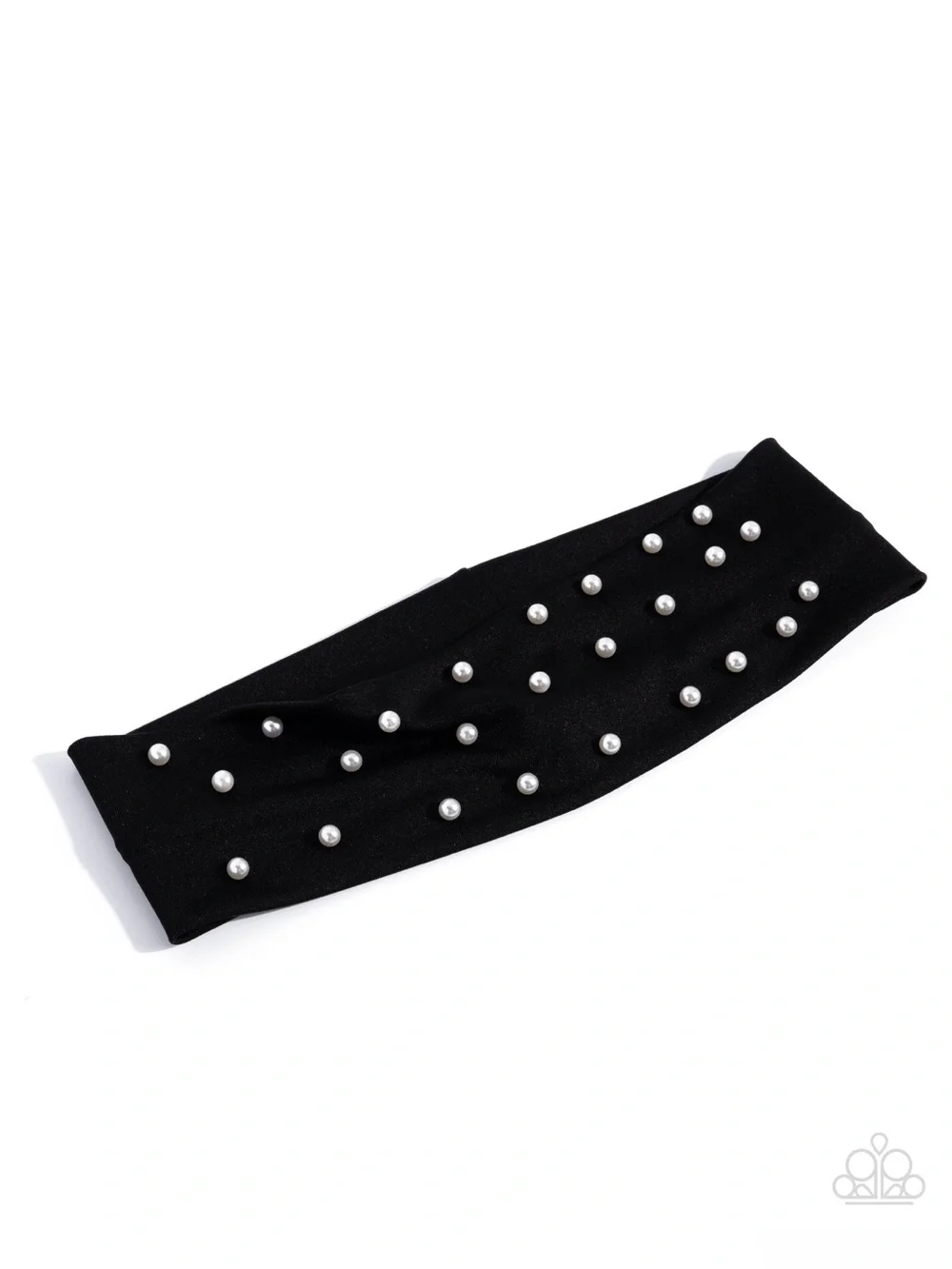 paparazzi sporadically dotted